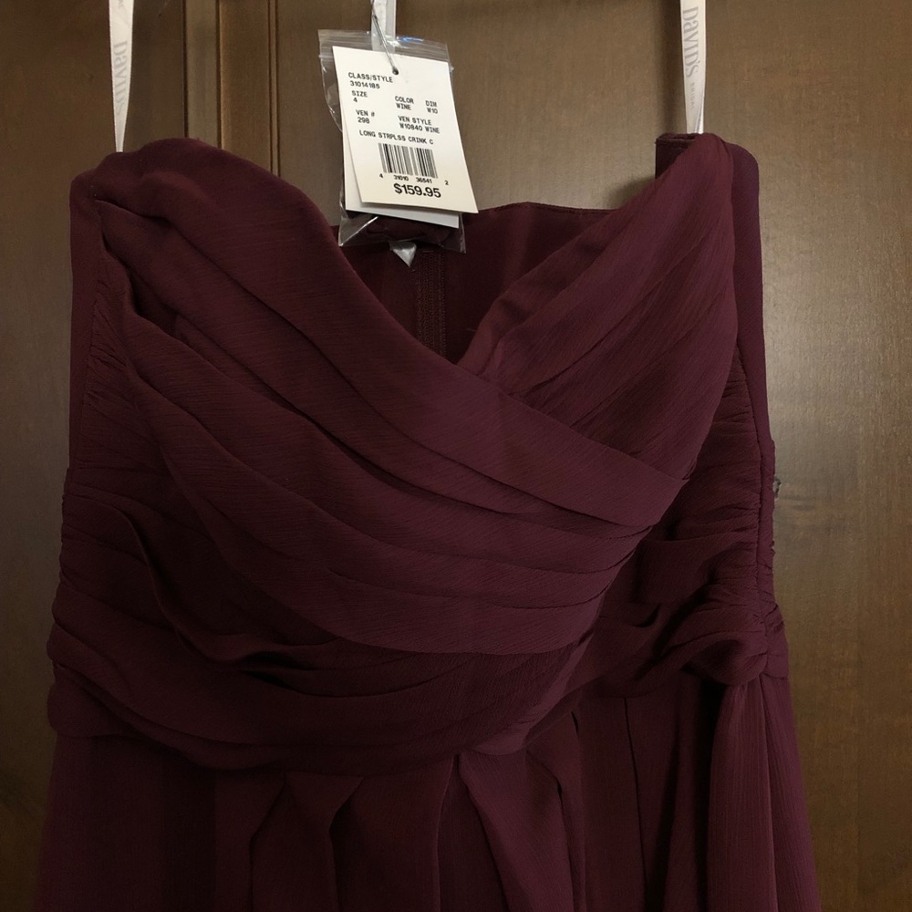 David’s bridal wtoo wine bridesmaids dress - Picture 4 of 8